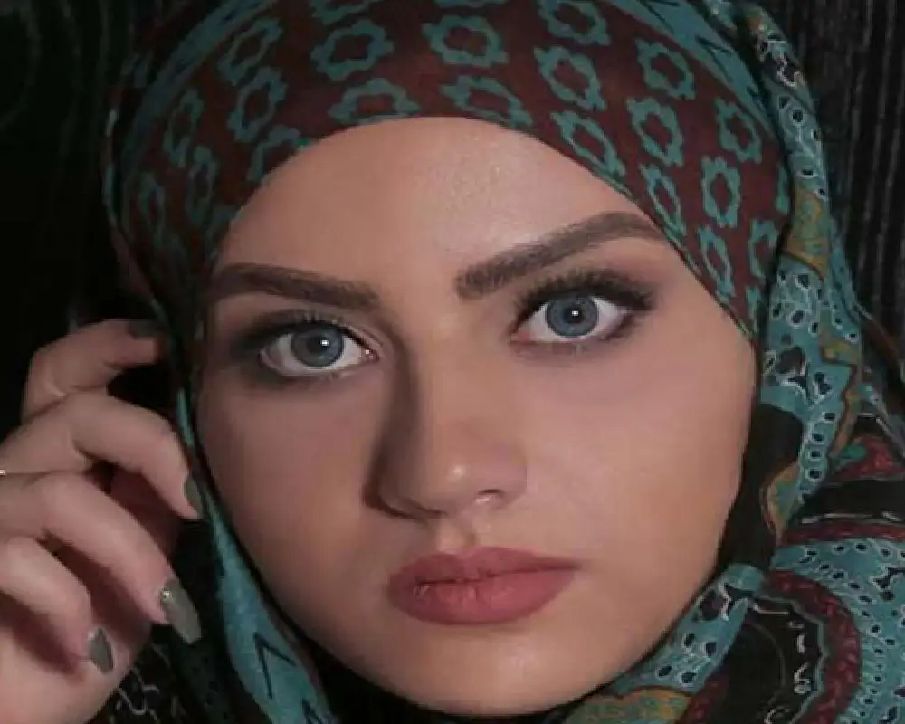 لنز چشم آرین مراحل خرید و توضیحات تکمیلی 2 لنز چشم آرین لنز چشم آبی
